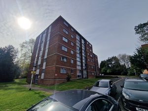 Photo 5- click for photo gallery